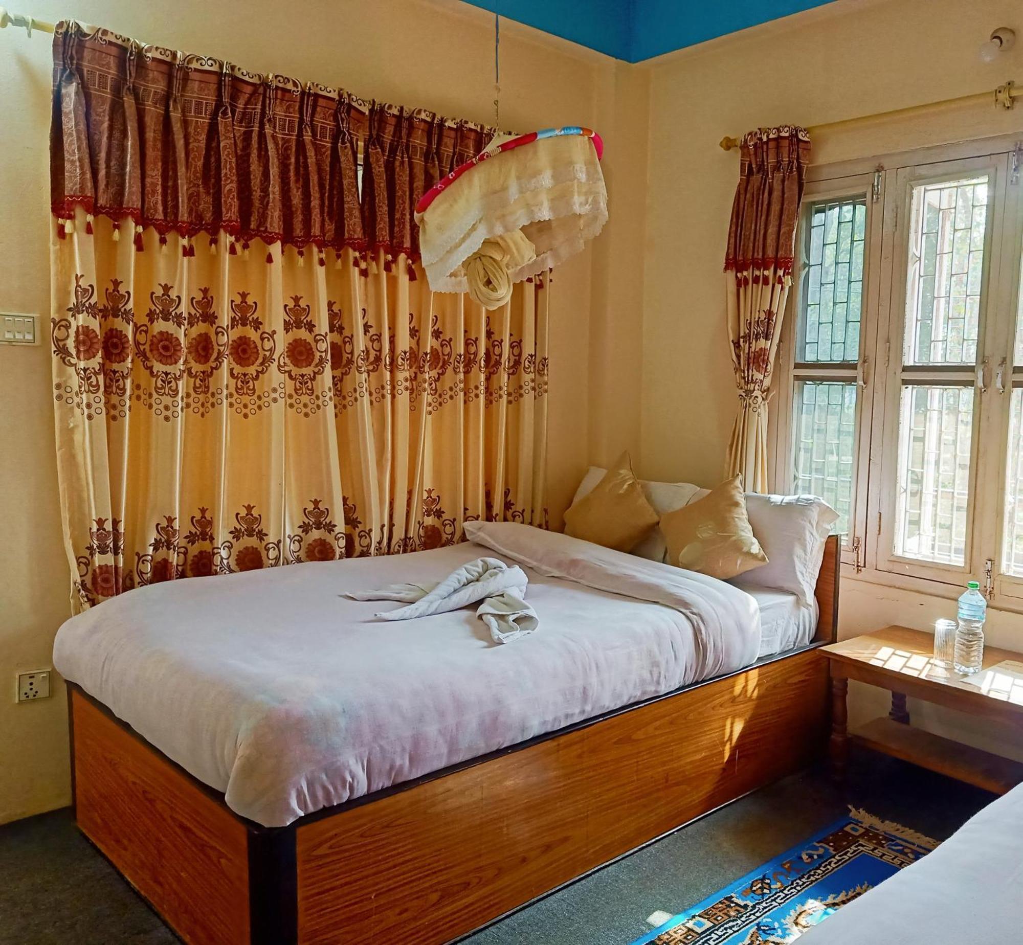 Hotel Rhinoceros-Homestay Sauraha Zimmer foto